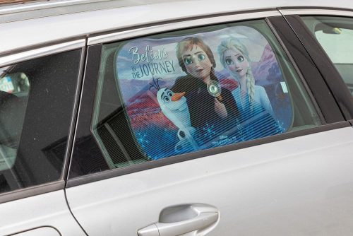 Autós napvédő oldalablakra Frozen 60X40 cm